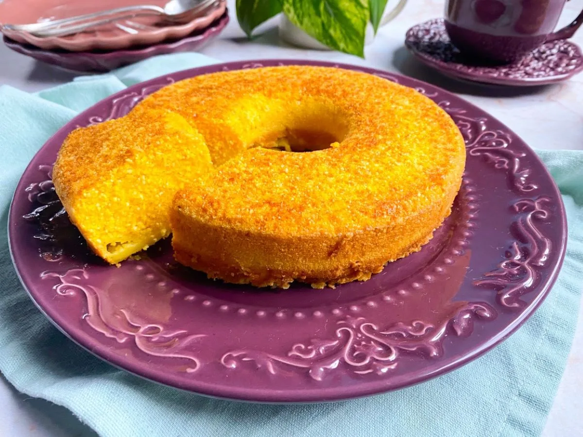 Bolo de flocão de milho