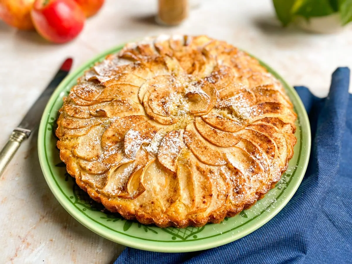 Bolo de maçã simples