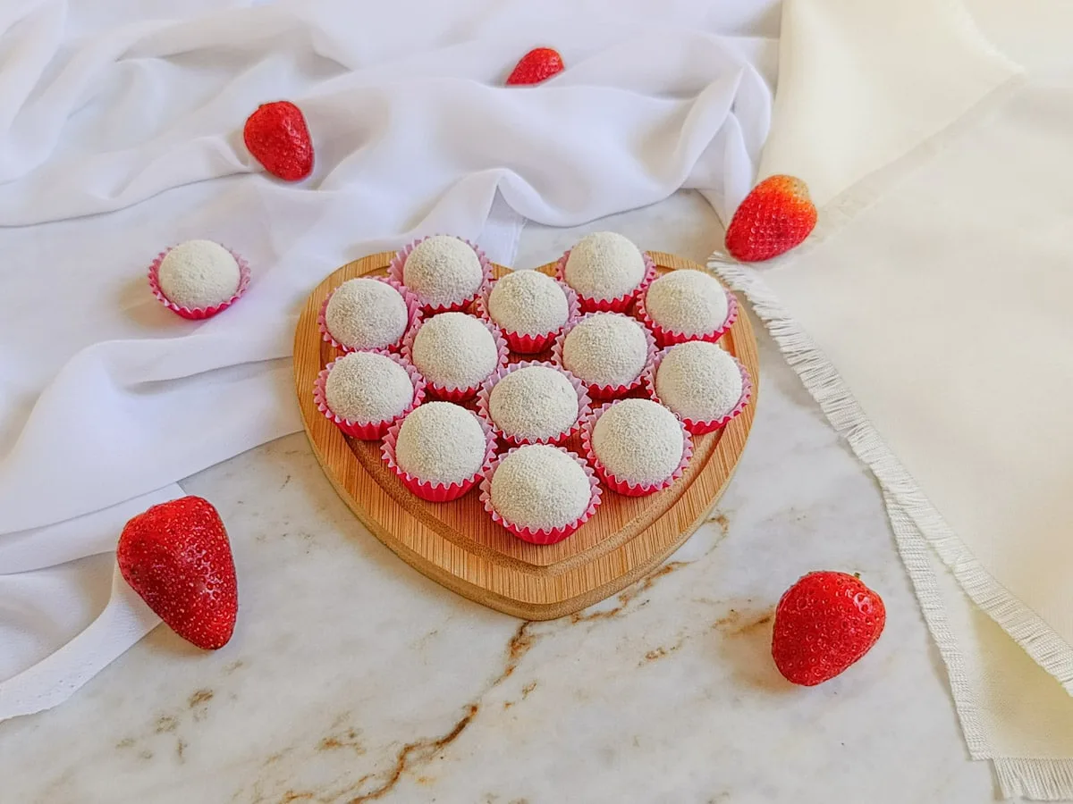 Brigadeiro de morango fit