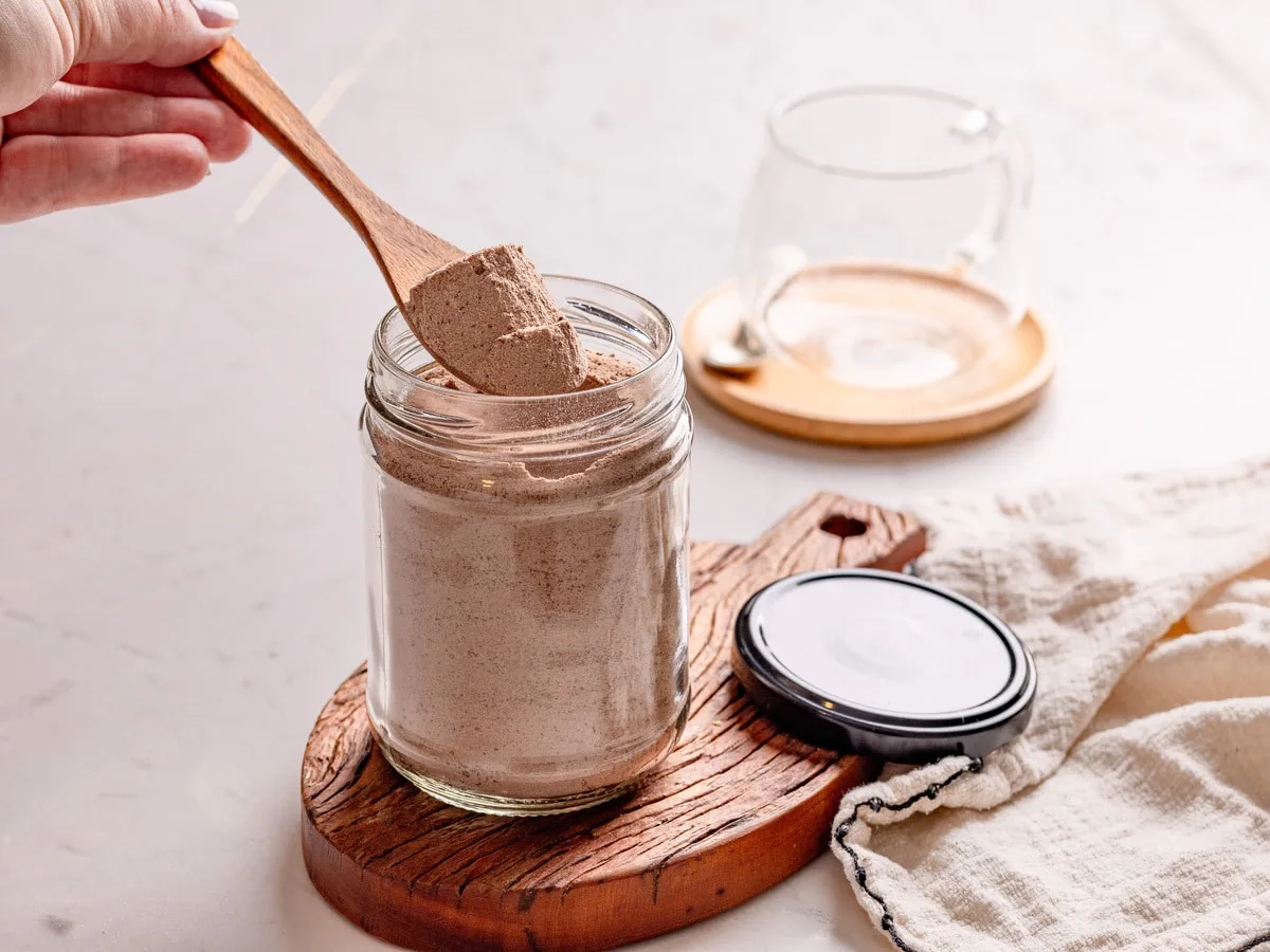 Capuccino caseiro fácil e rápido