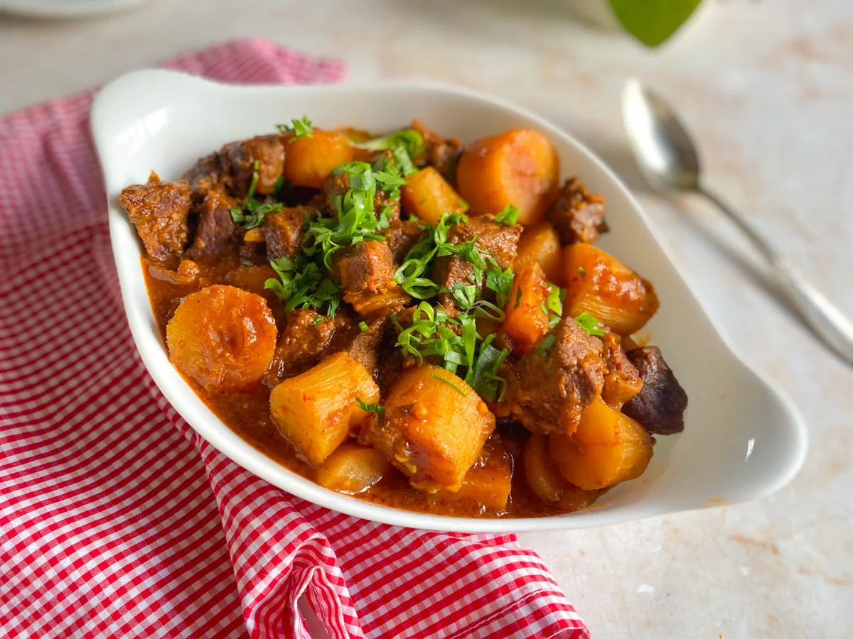 Carne de panela com mandioca