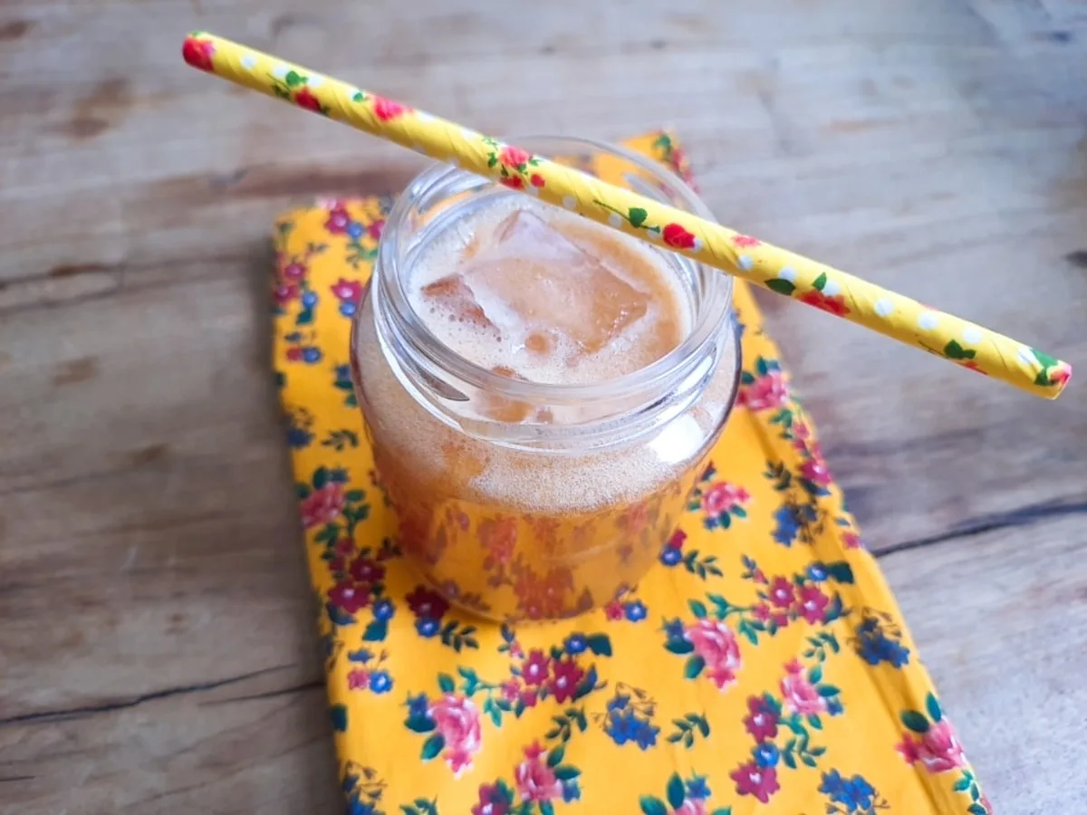 Chá gelado de pêssego