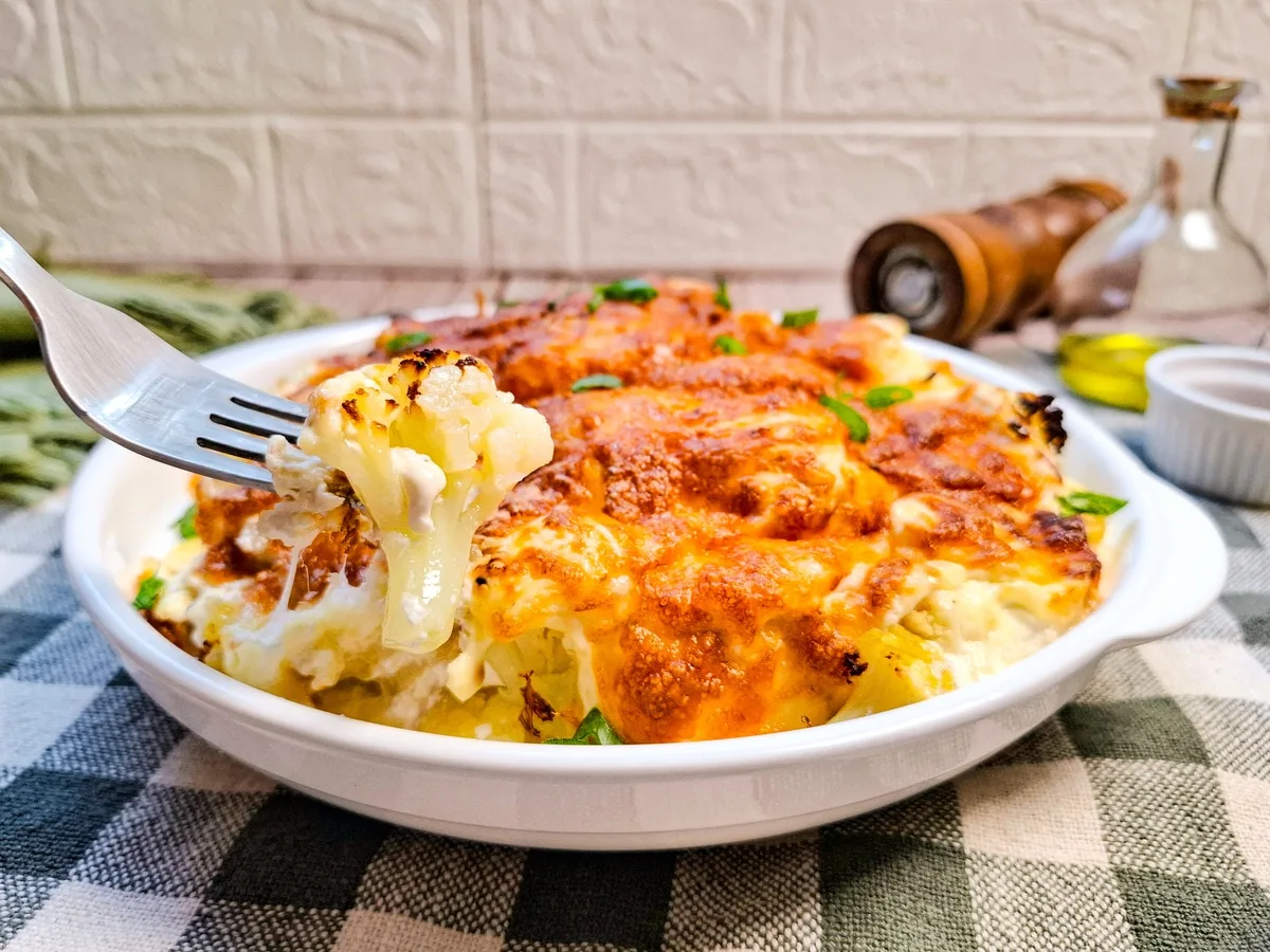 Couve-flor gratinada na air fryer