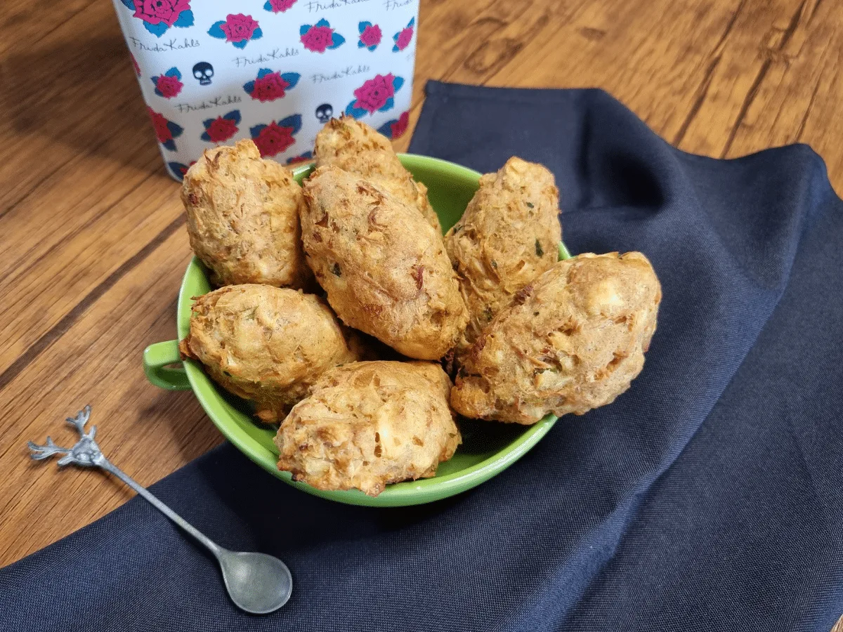Croquete de frango com batata-doce assado