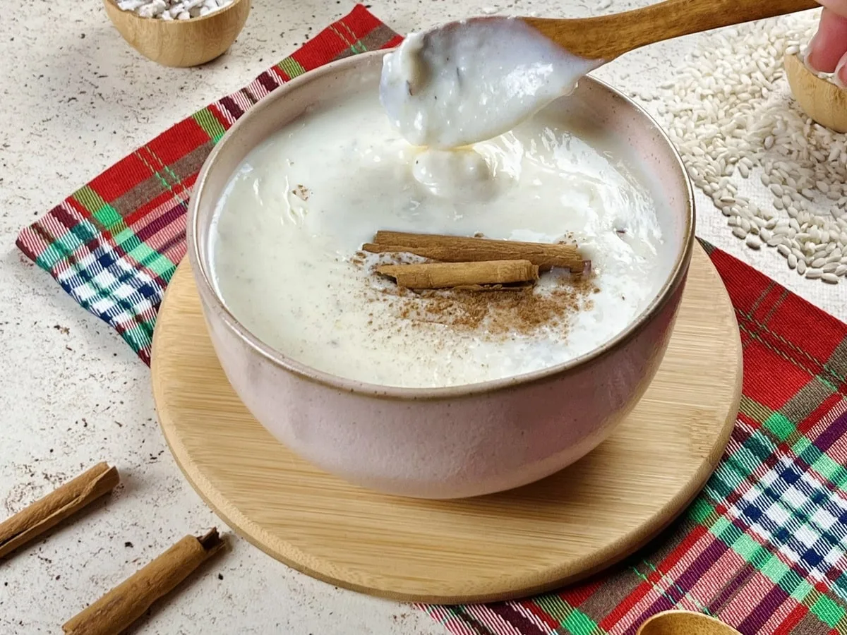 Mingau de arroz com leite em pó