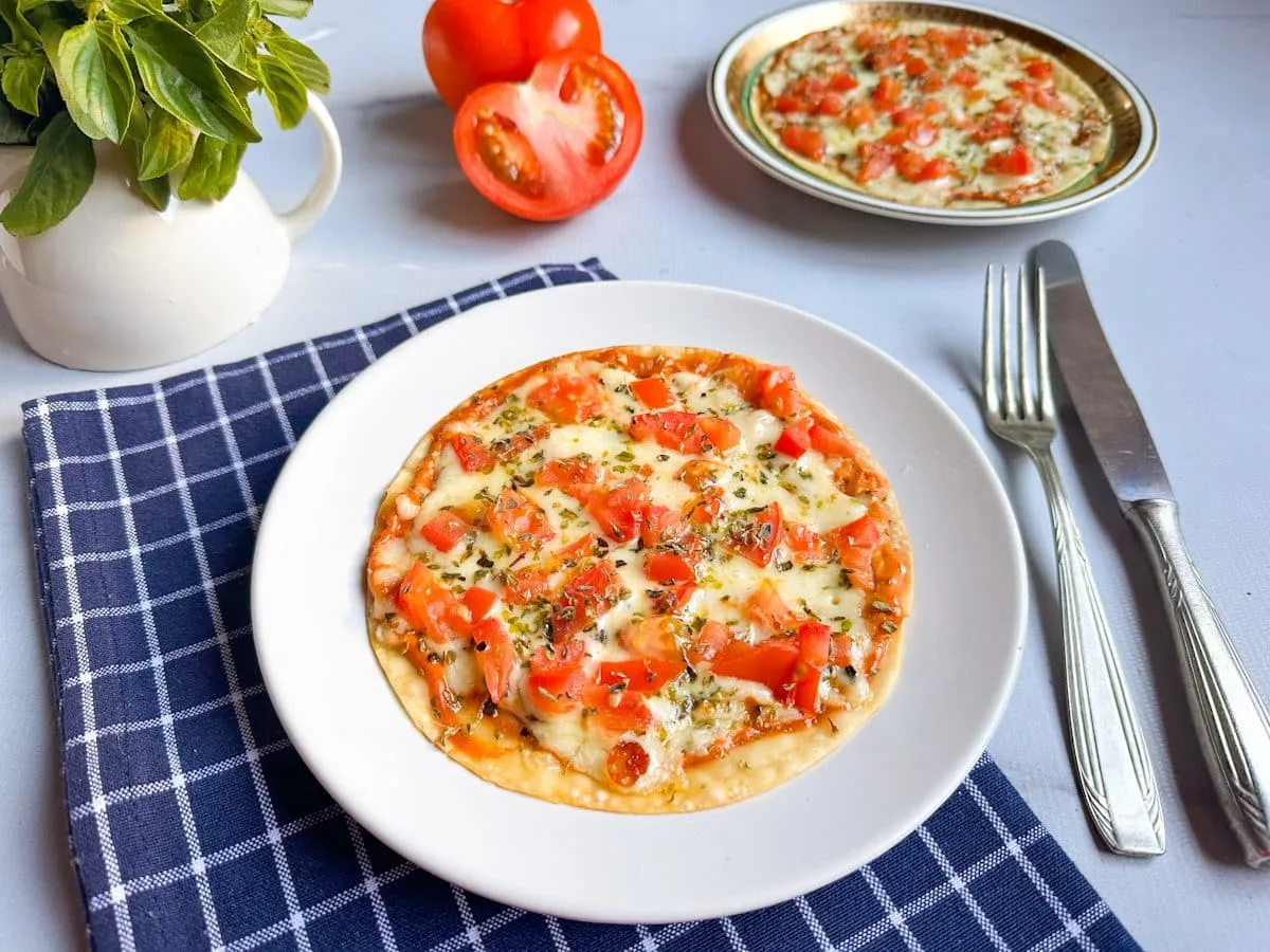 Minipizza de massa de pastel