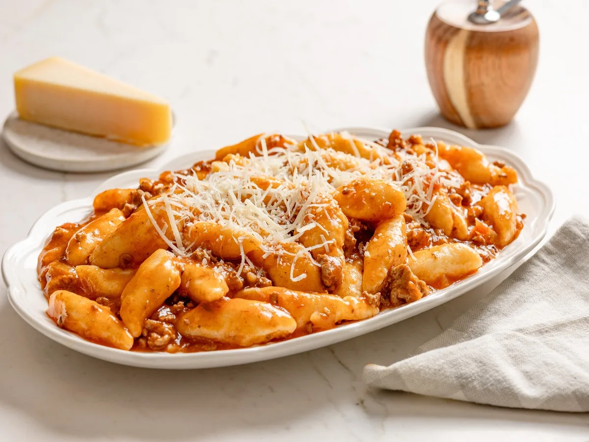 Nhoque de batata com carne moída