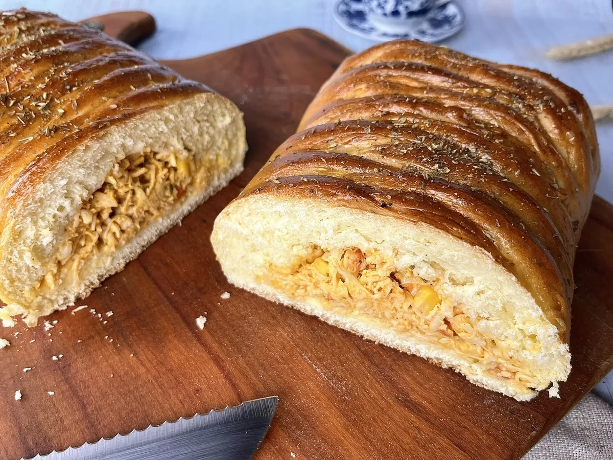 Pão recheado com frango
