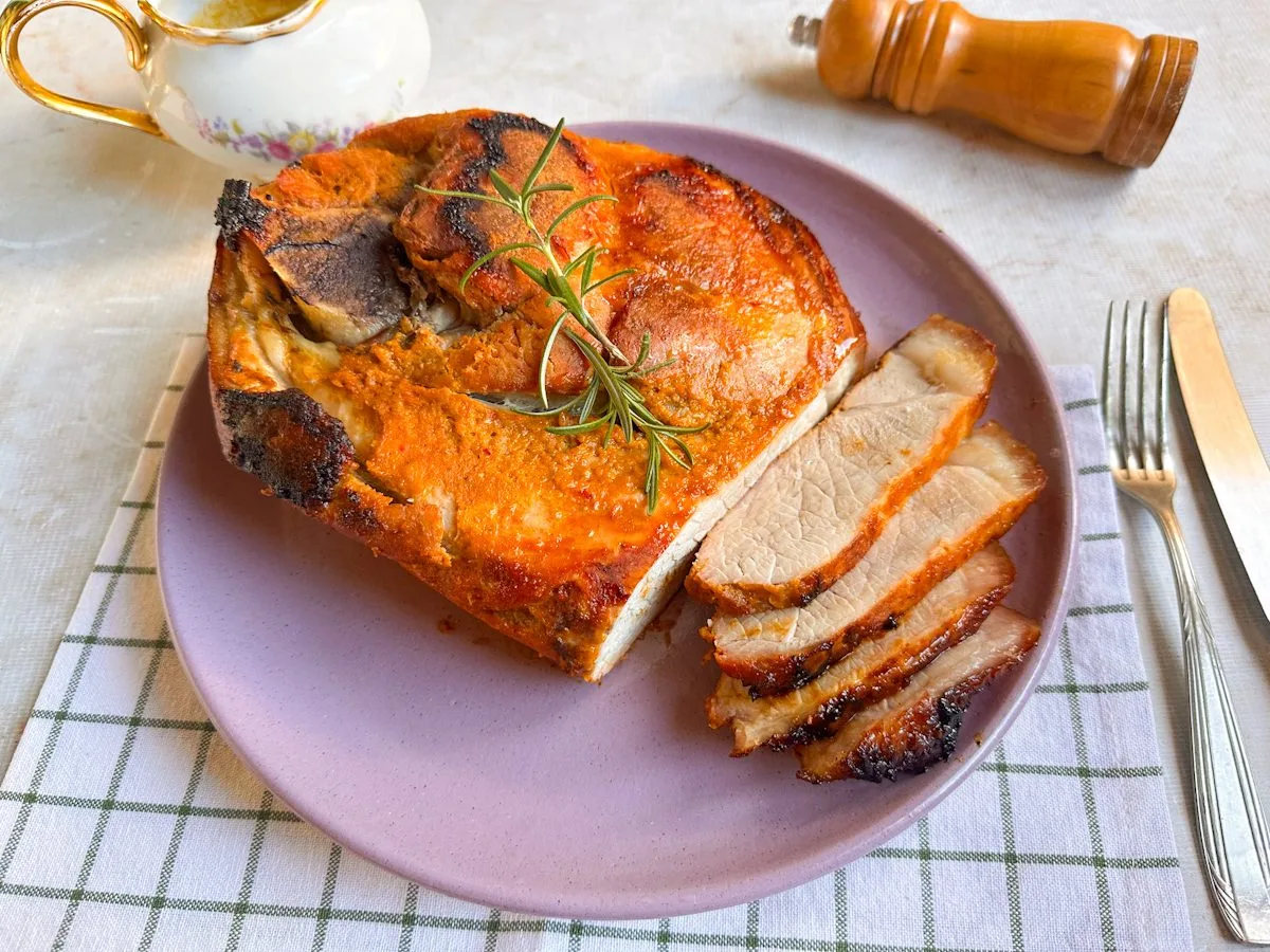 Pernil assado de porco