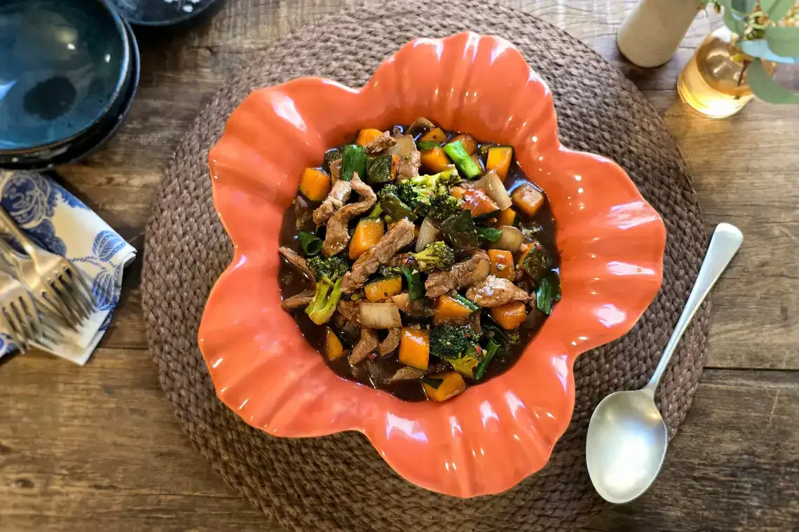 Picadinho oriental com abóbora e brócolis