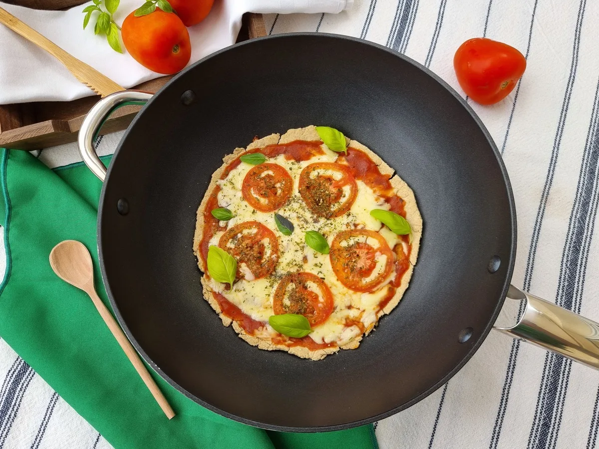 Pizza de frigideira fit fácil