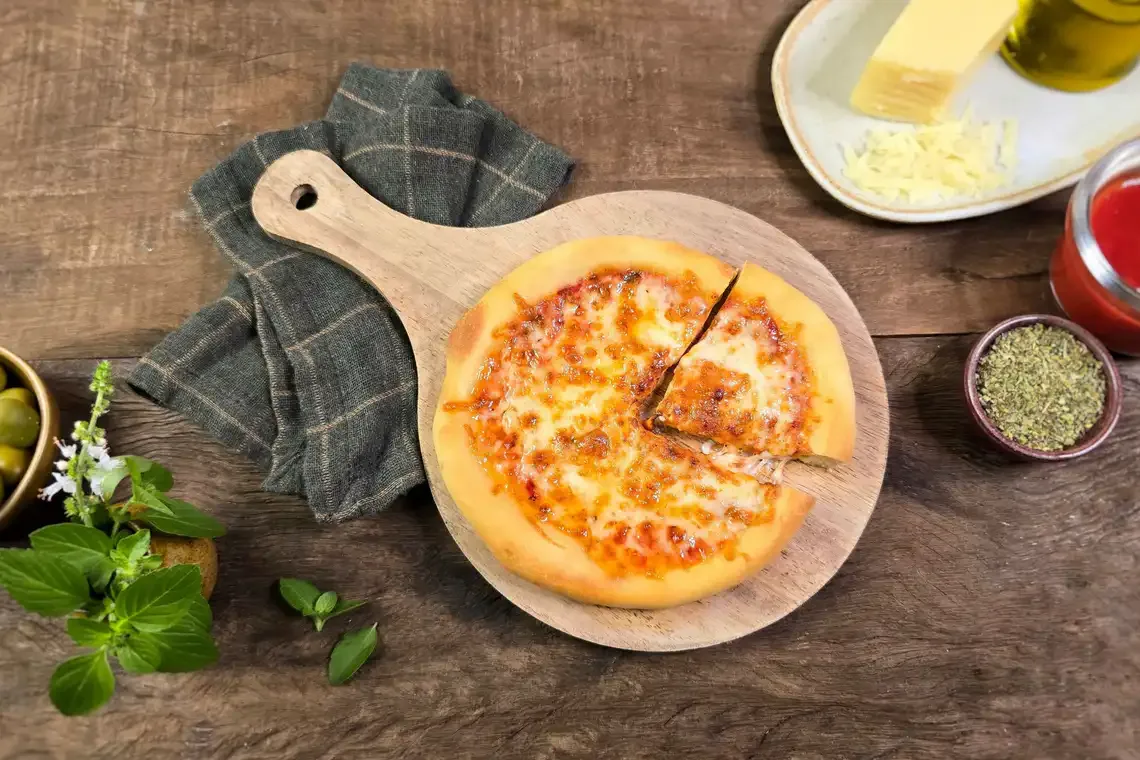 Pizza rápida de muçarela na Air Fryer da Rita Lobo