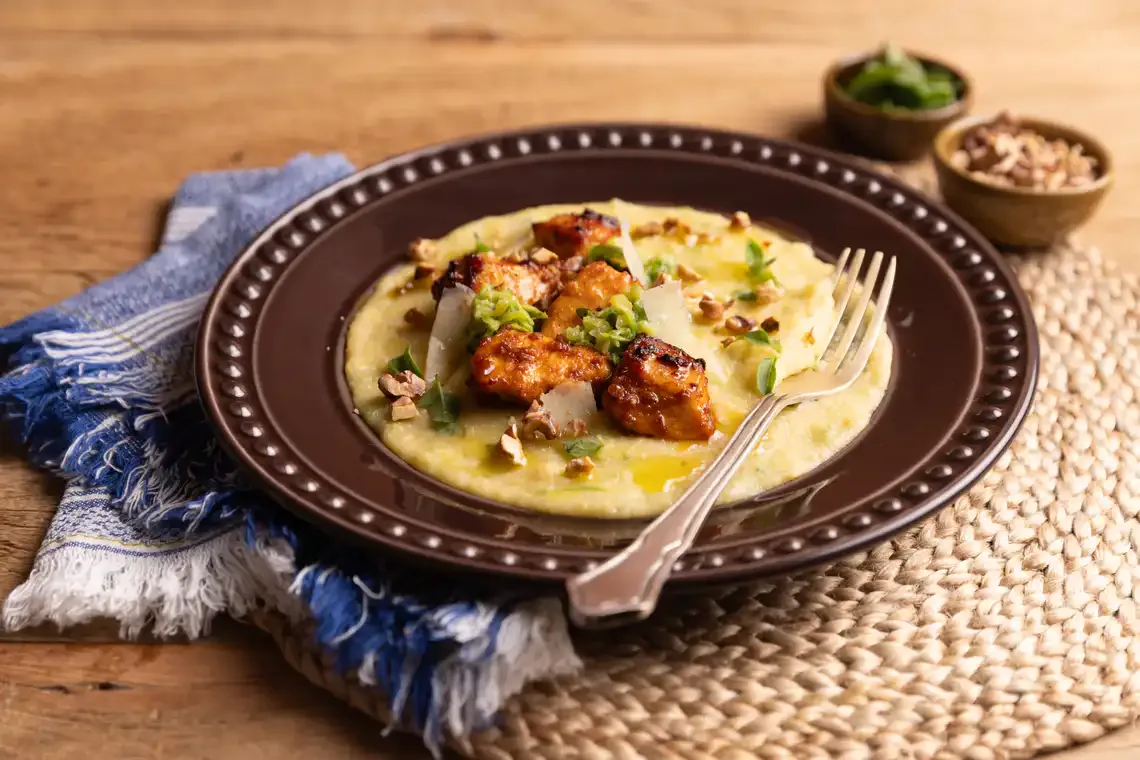 Polenta com abobrinha e frango com mel na Air Fryer da Rita Lobo