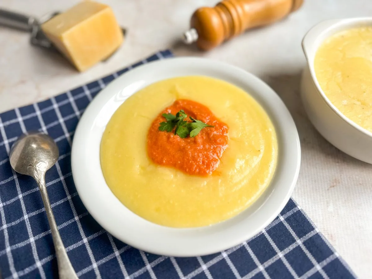 Polenta cremosa simples