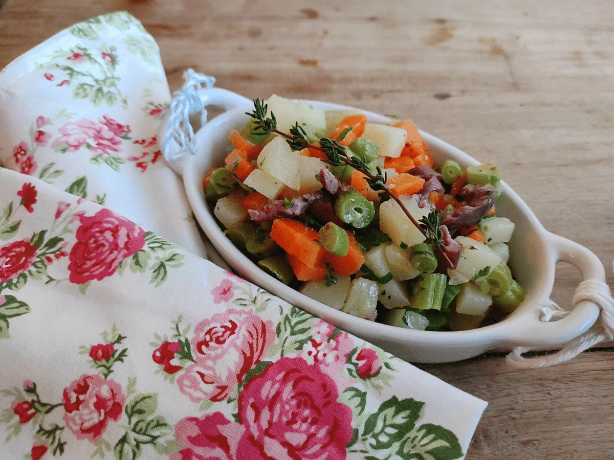 Salada de legumes cozidos fácil