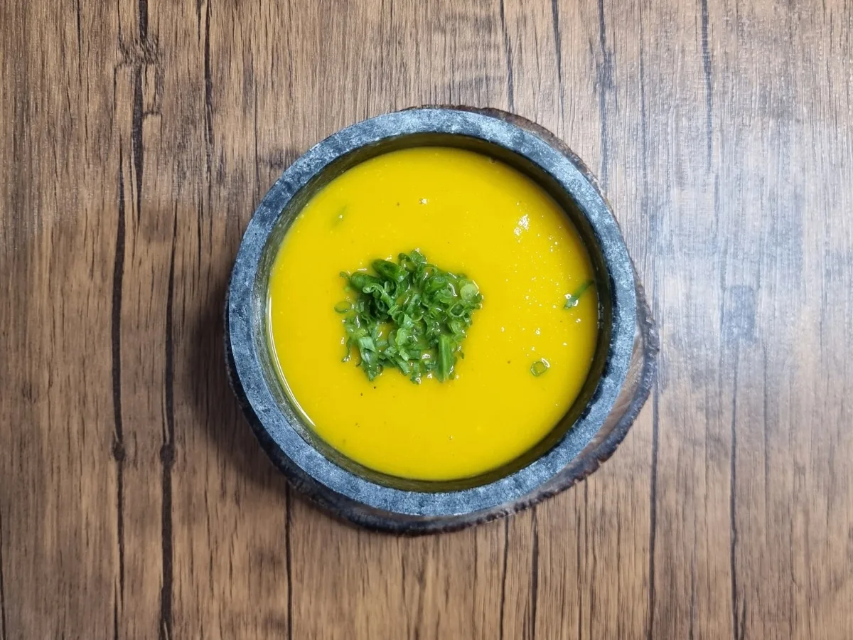 Sopa de abóbora e cenoura light