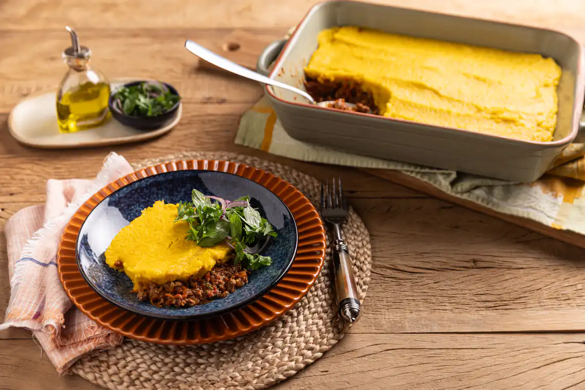Escondidinho de carne e polenta com abóbora