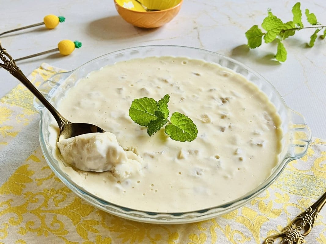 Gelado de abacaxi sem gelatina