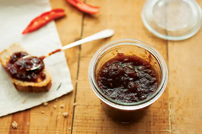 Geleia de tomate com pimenta