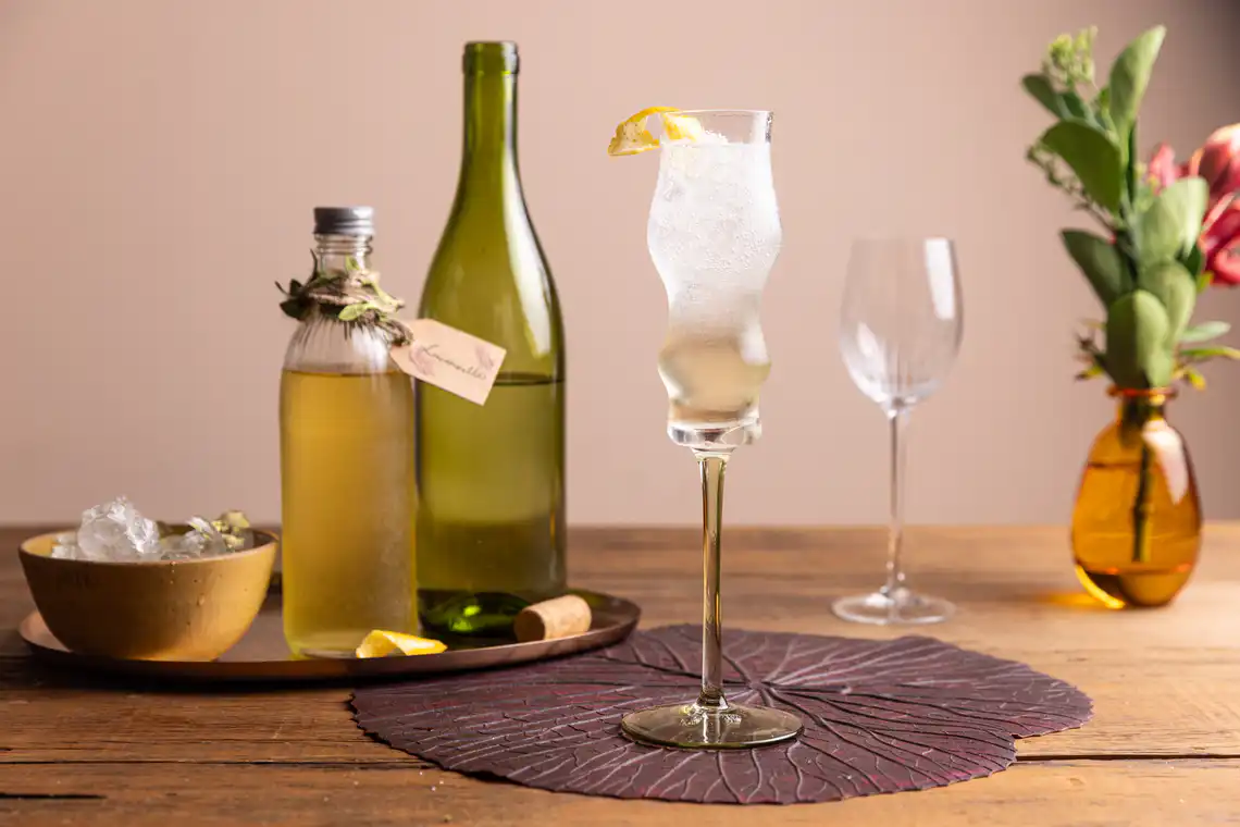 Limoncello spritz