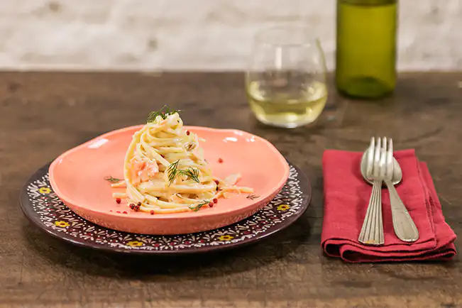 Macarrão com salmão defumado