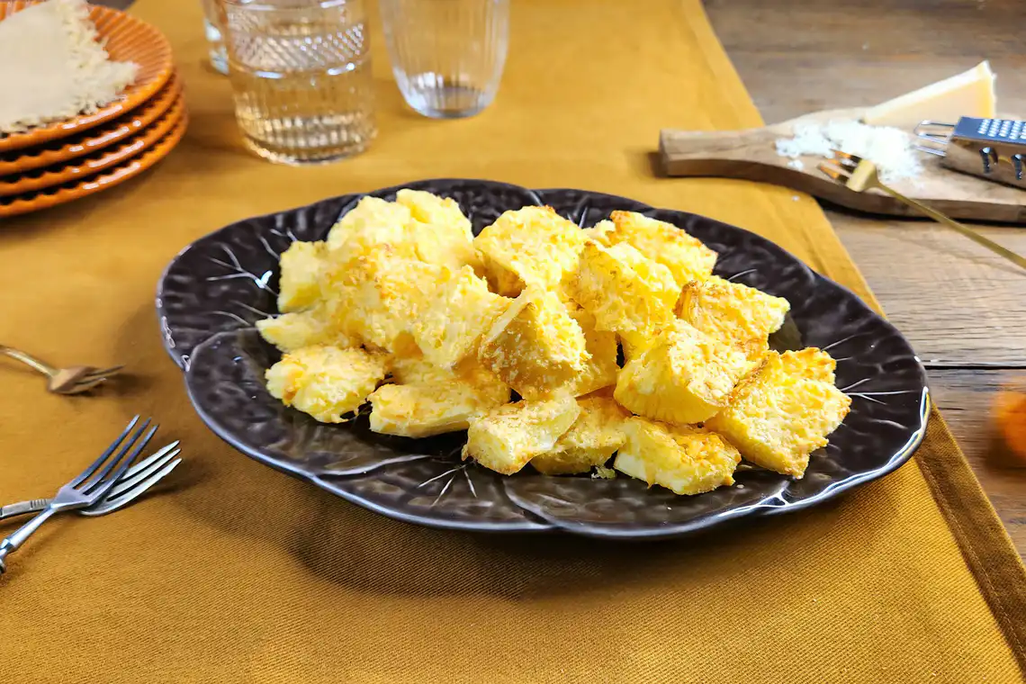 Mandioca assada com parmesão na Air Fryer da Rita Lobo