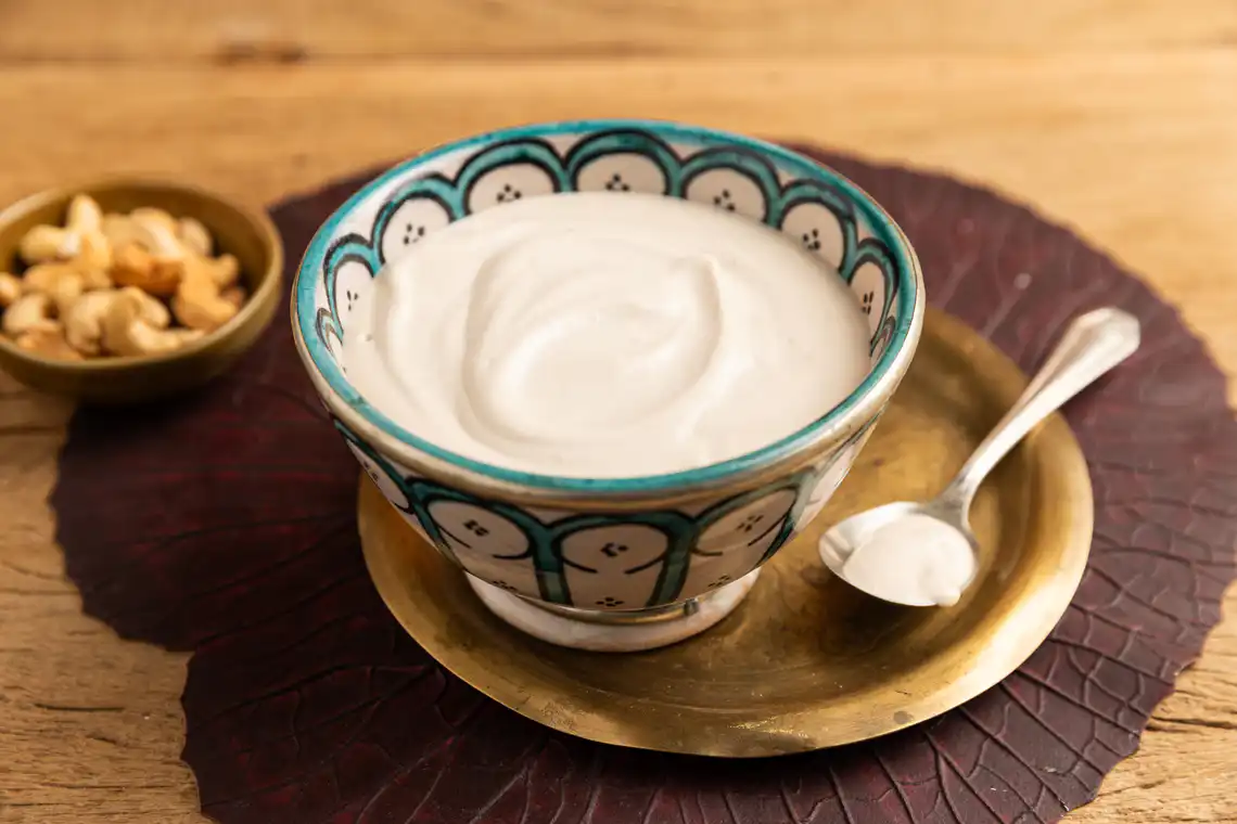 Molho de castanha-de-caju com alho