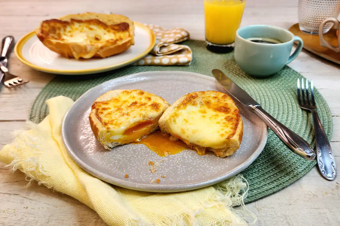 Pão com ovo e queijo na Air Fryer da Rita Lobo