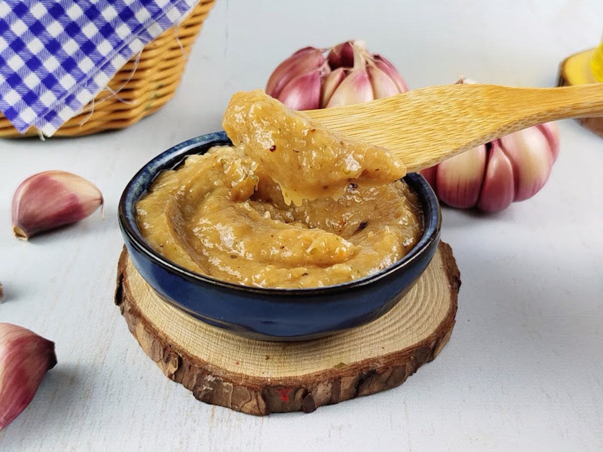 Pasta de alho assado