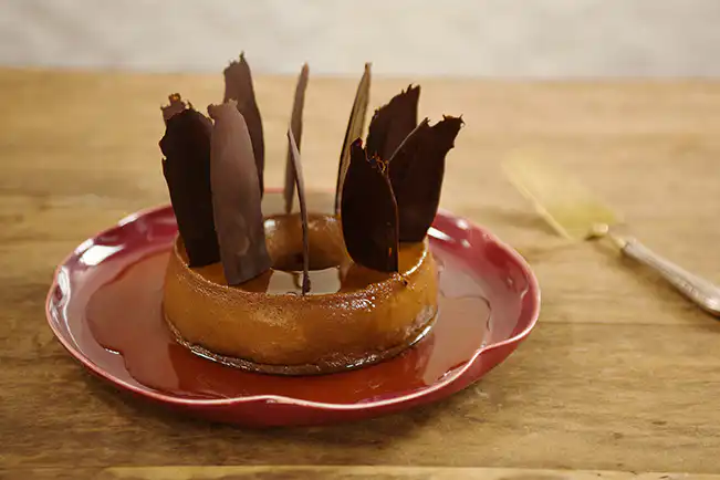 Pudim de pão integral com creme de avelã