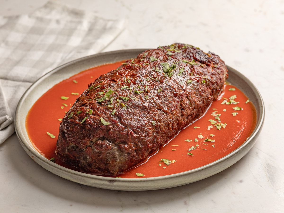 Rocambole de carne moída fácil