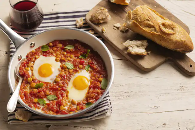 Shakshuka com grão-de-bico